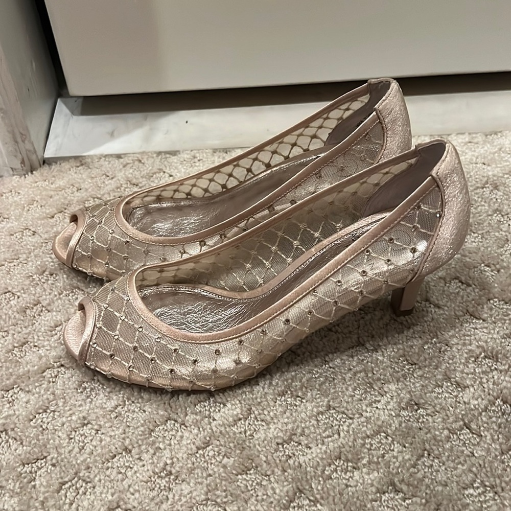 Adrianna Papell Nude Heels